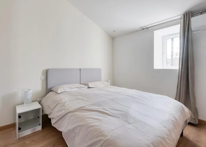 - Piscine Privée Chauffée